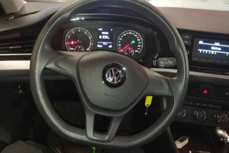 Volkswagen Bora 2020 car image #11