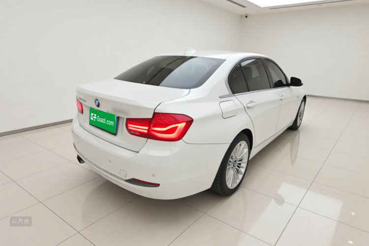BMW 3 Series 2018 car image #7