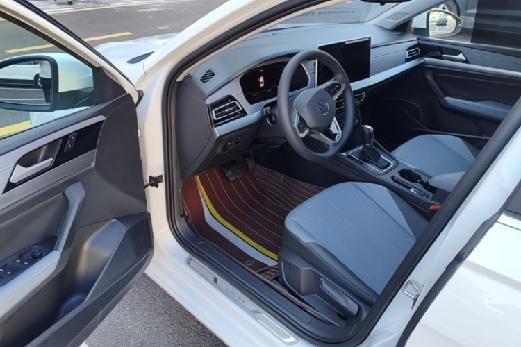 Volkswagen Lavida 2024 car image #12