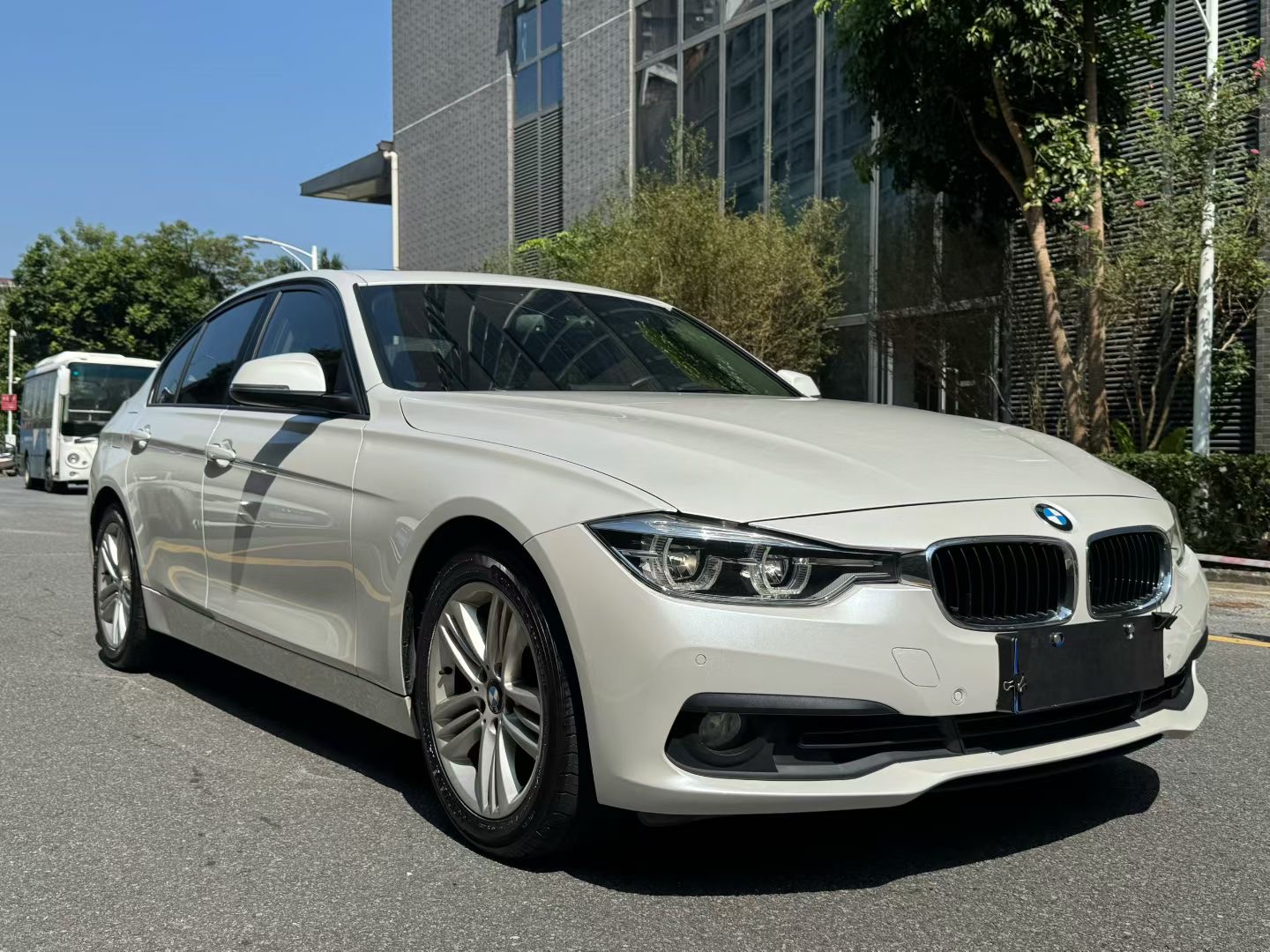 BMW 3 Series 2016 immagine di auto #5