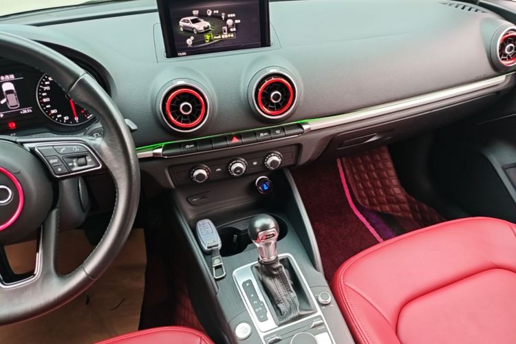 Audi A3 2018 image de voiture #13
