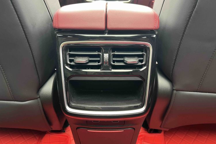 Jetour X70 PLUS 2024 car image #10