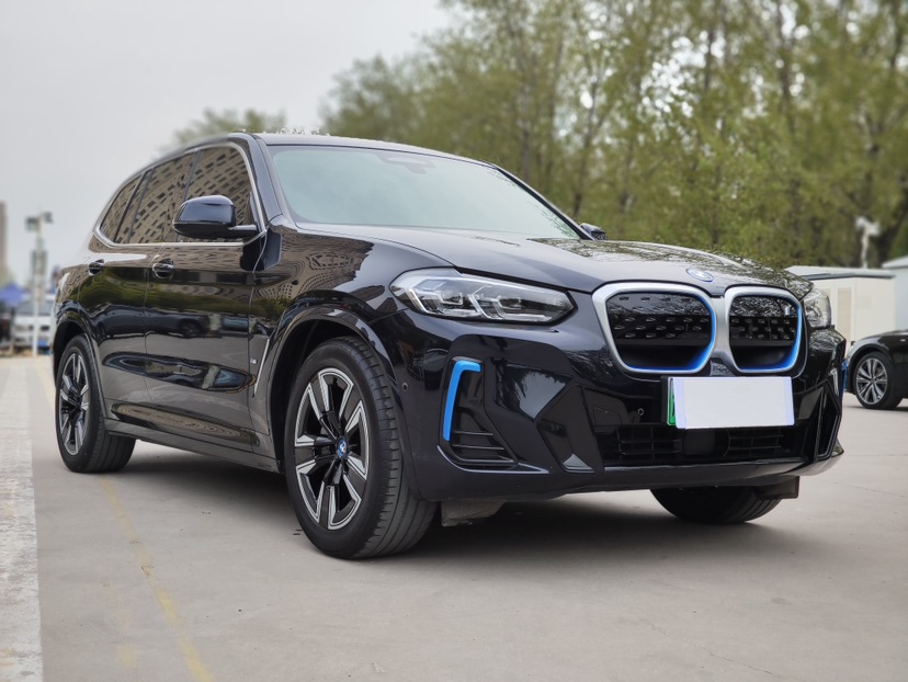 BMW iX3 2022 imagen de coche #2