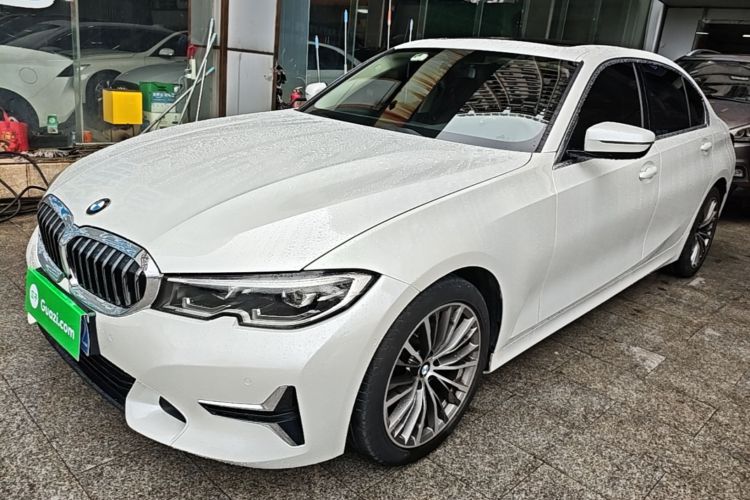 BMW 3 Series 2019 #2 BMW 3 Series 2019 car image #2