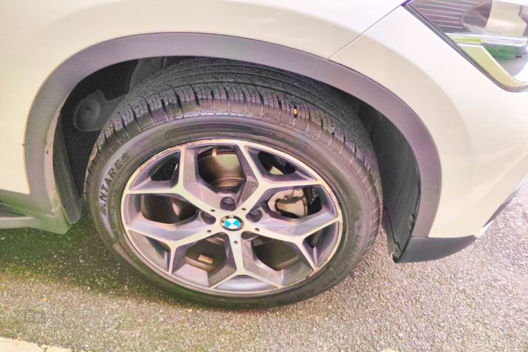 BMW X1 2019 #9 BMW X1 2019 car image #9