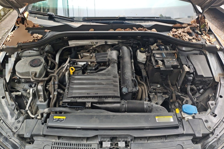 Volkswagen Golf 2021 car image #22
