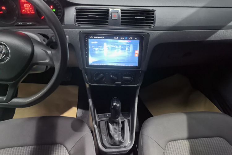 Volkswagen Santana 2021 immagine di auto #13