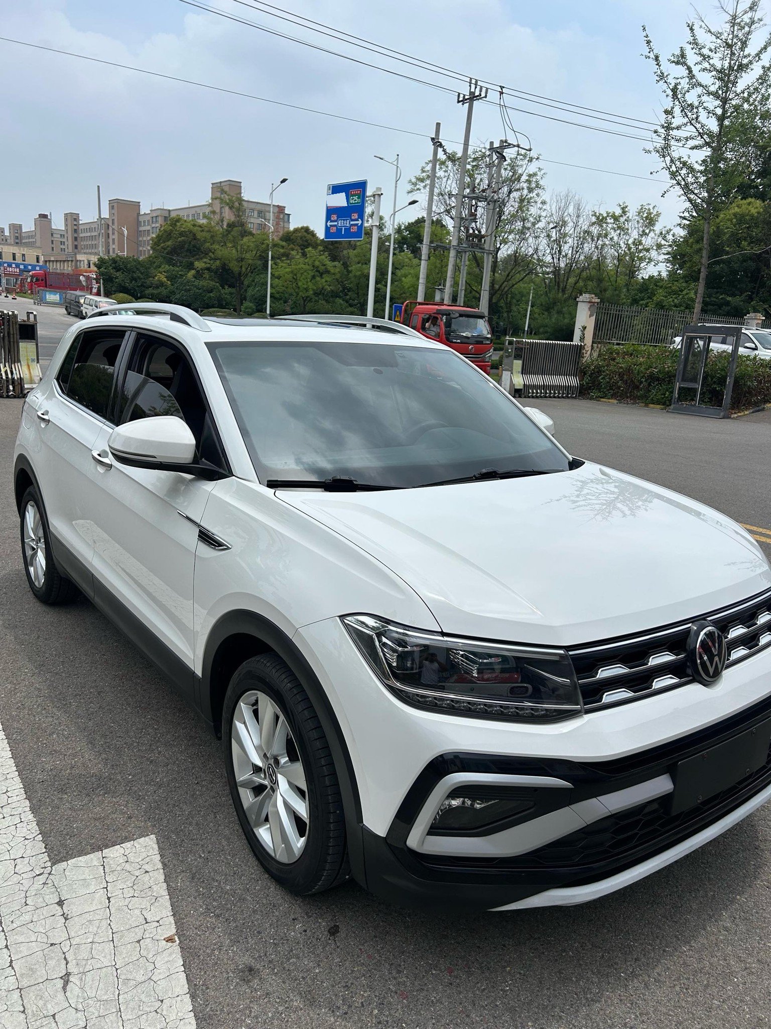 Volkswagen T-Cross 2021 #3 Volkswagen T-Cross 2021 car image #3