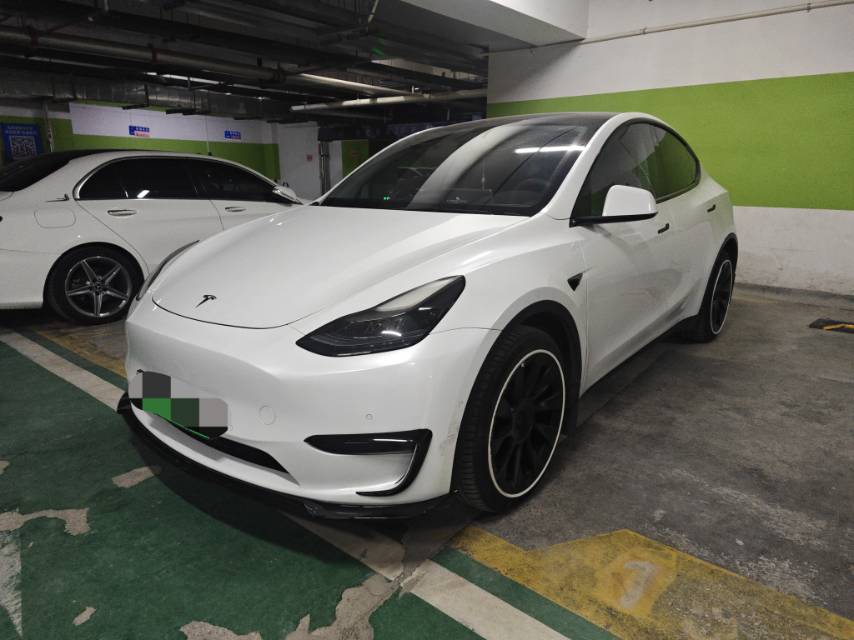 2021 car image #2