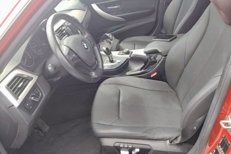BMW 3 Series 2016 car image #15