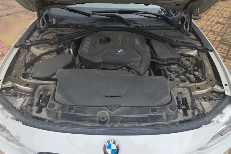 BMW 3 Series 2018 #22 BMW 3 Series 2018 car image #22