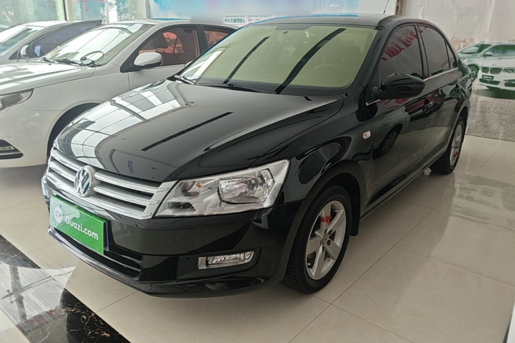 Volkswagen Santana 2016 car image #2
