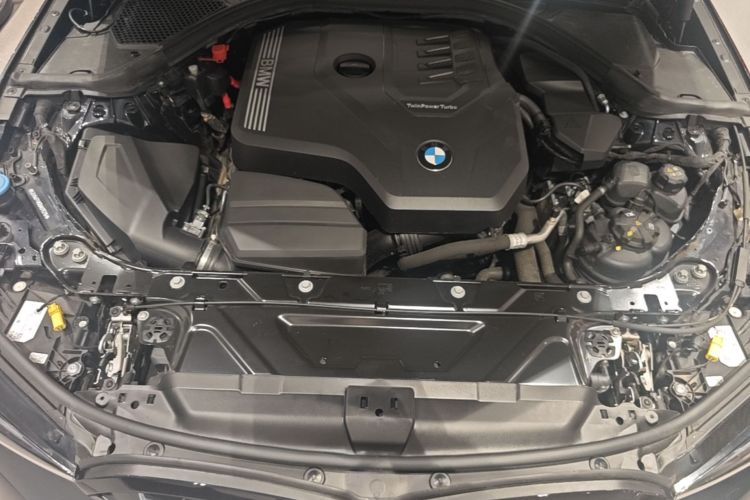 BMW 3 Series 2025 #22 BMW 3 Series 2025 car image #22