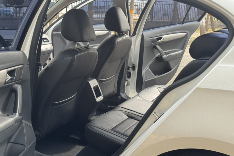 Volkswagen Lavida 2016 #14 Volkswagen Lavida 2016 car image #14