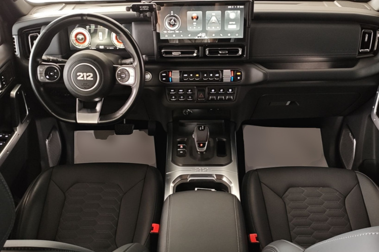 2025 car image #10