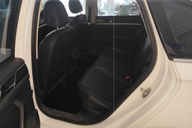 Volkswagen Lavida 2019 car image #13