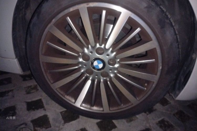 BMW 3 Series 2019 car image #9
