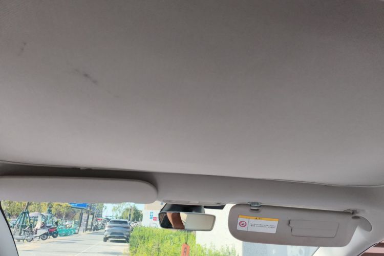 Tesla Model 3 2022 immagine di auto #20