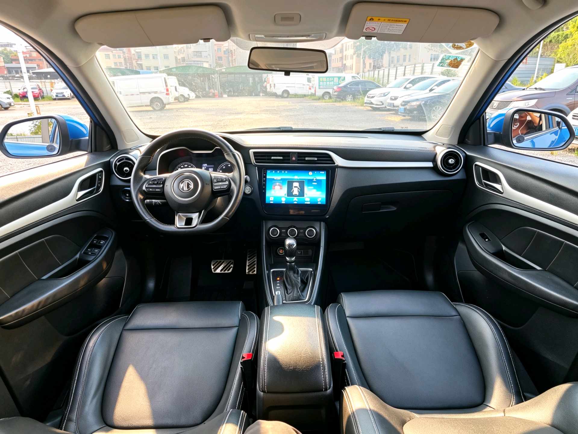 MG ZS 2017 #6 MG ZS 2017 car image #6
