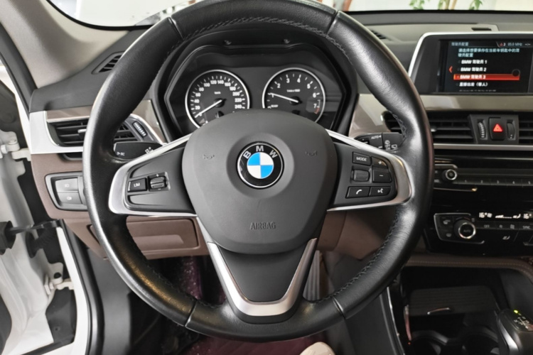 BMW X1 2018 #11 BMW X1 2018 car image #11