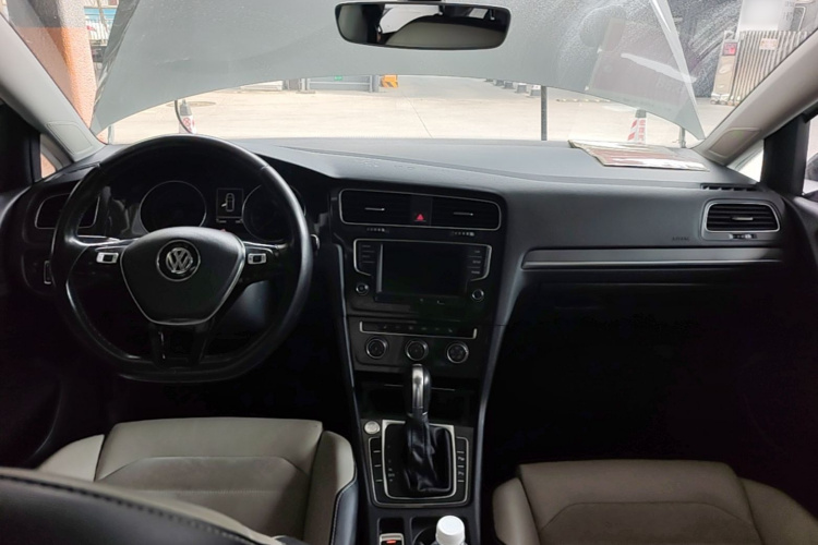 Volkswagen Golf 2017 #11 Volkswagen Golf 2017 car image #11