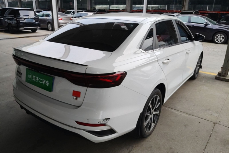 GEELY Emgrand 2022 car image #5