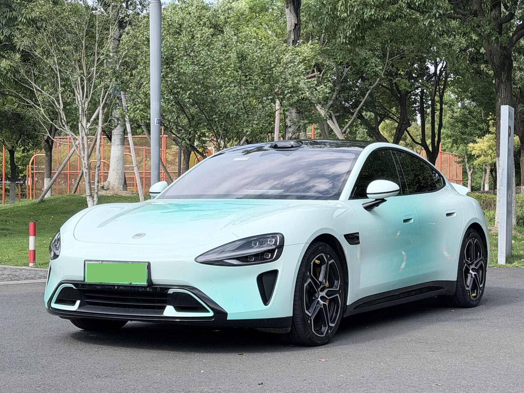 MI SU7 2025 car image 