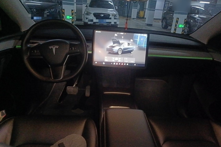 Tesla Model Y 2024 #7 Tesla Model Y 2024 car image #7