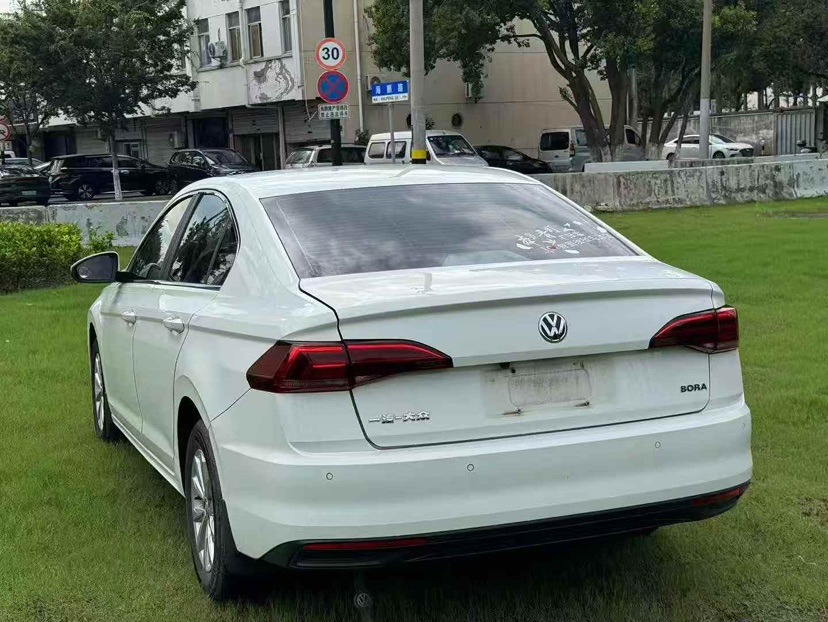Volkswagen Bora 2018 car image #6