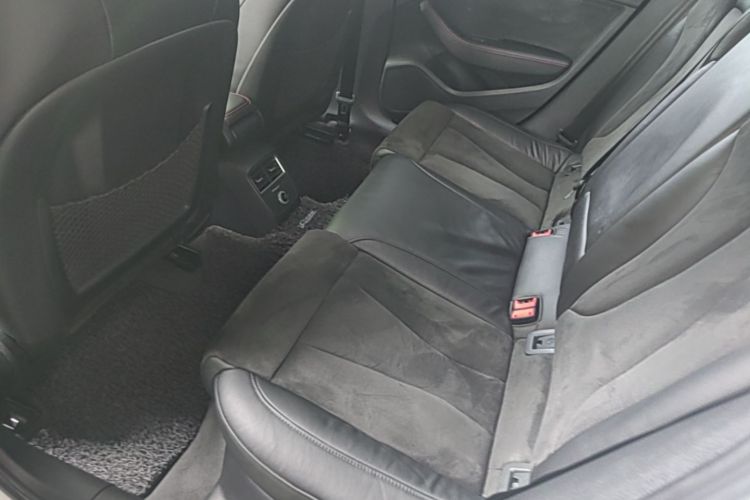 Audi A3 2017 car image #17