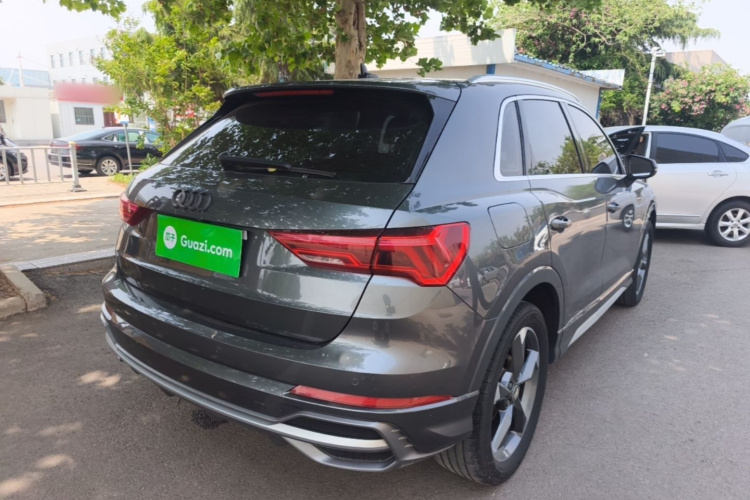 Audi Q3 2020 immagine di auto #7