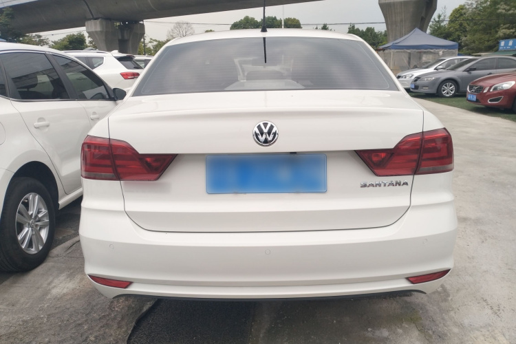 Volkswagen Santana 2019 صورة سيارة #6