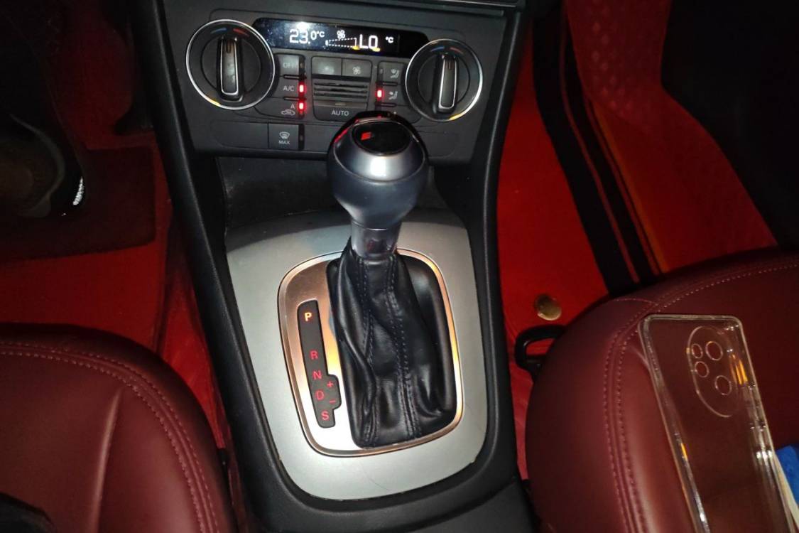 Audi Q3 2018 #27 Audi Q3 2018 car image #27