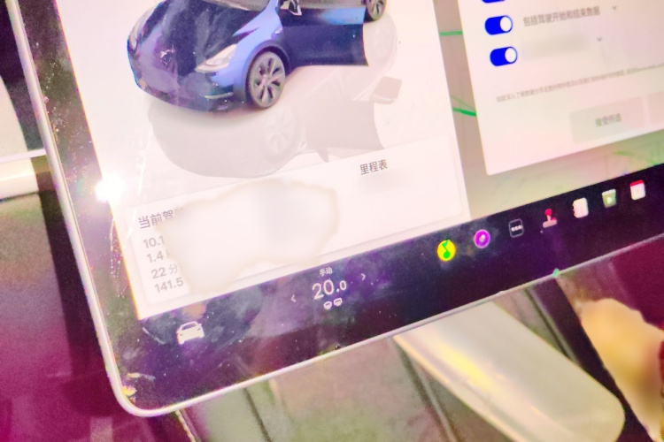 Tesla Model Y 2024 #11 Tesla Model Y 2024 car image #11