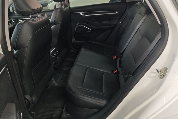 GEELY Emgrand 2021 #13 GEELY Emgrand 2021 car image #13