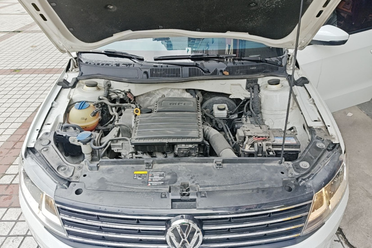 Volkswagen Lavida 2017 car image #20