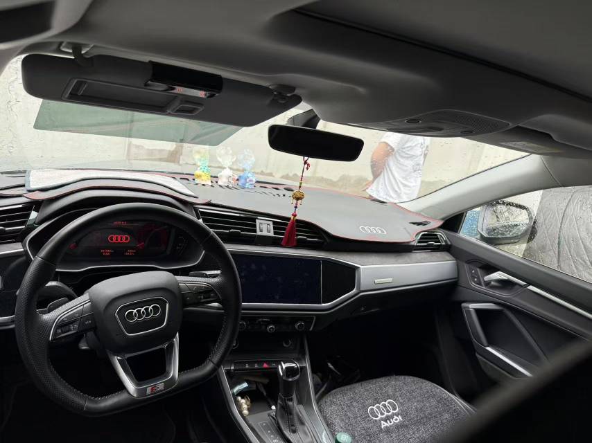 Audi Q3 Sportback 2021 car image #5