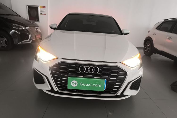 Audi A3 2024 immagine di auto #3