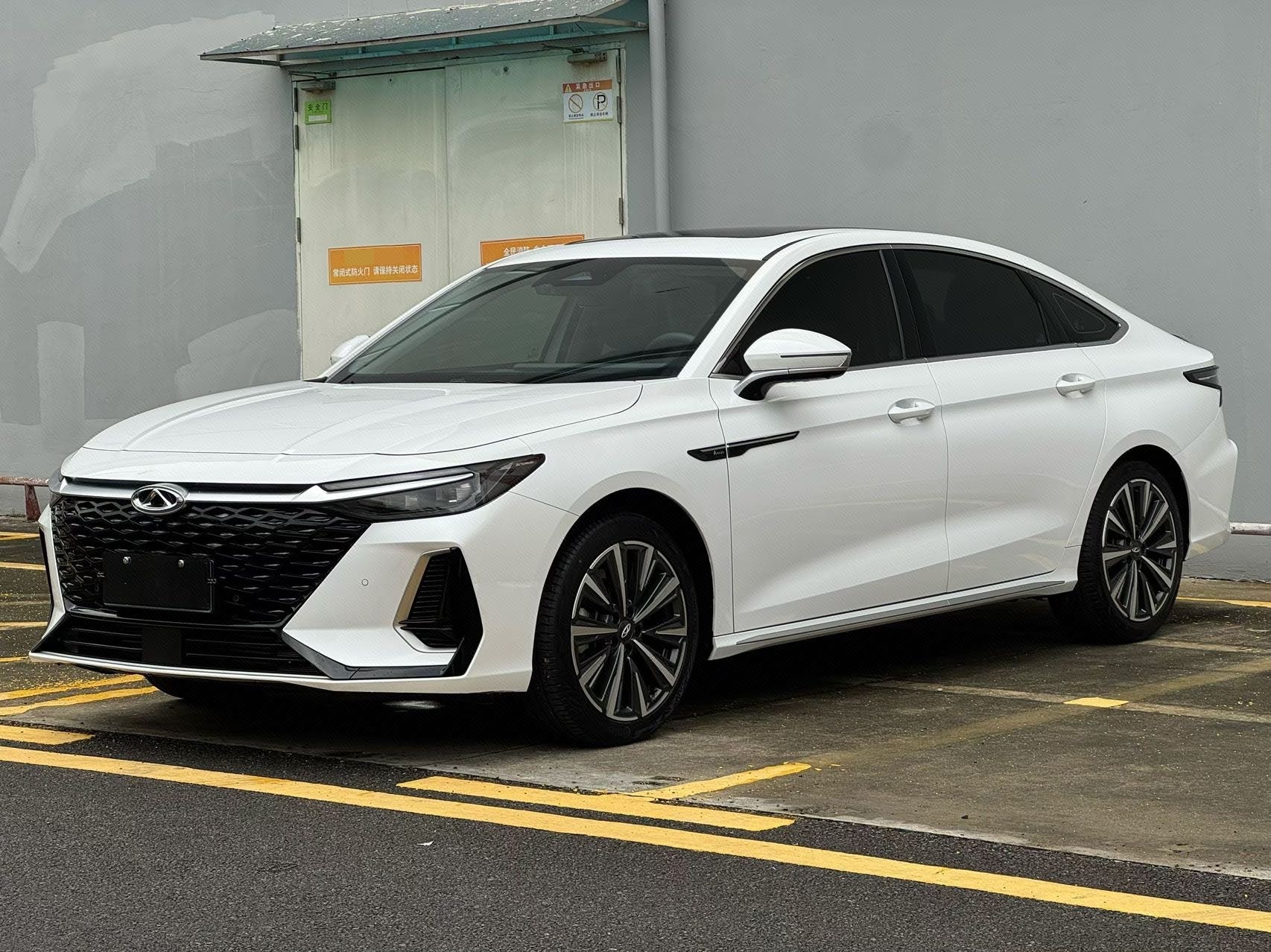 Chery Arrizo 8 2024 car image 