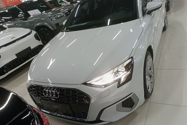 Audi A3 2021 immagine di auto #3