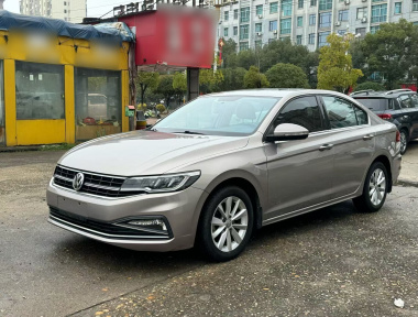 Volkswagen Bora 2019 image de voiture 