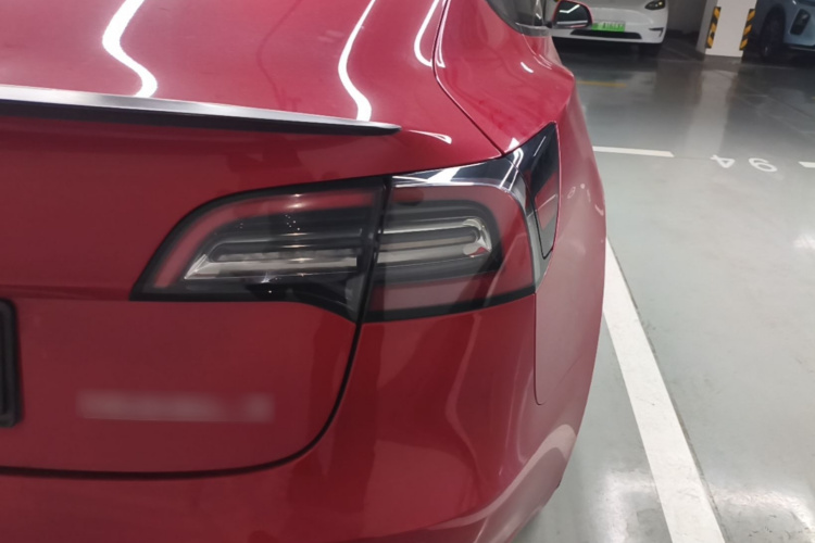 Tesla Model 3 2021 car image #8