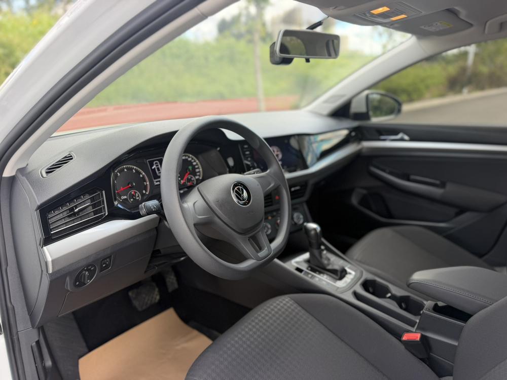Volkswagen Bora 2022 car image #20