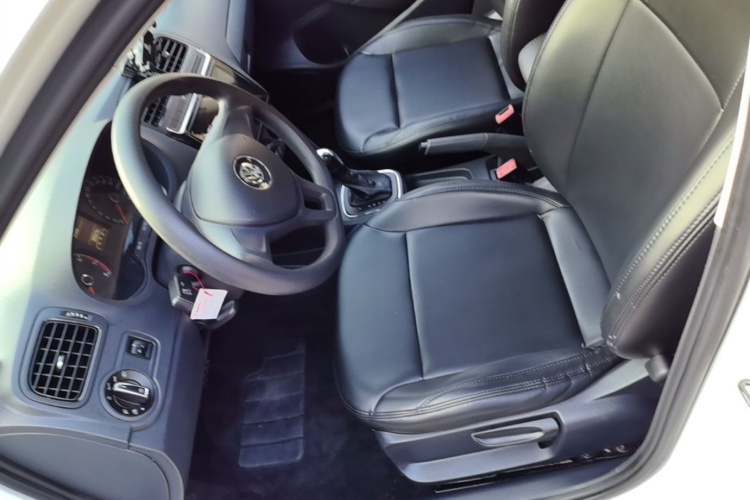 Volkswagen Polo 2017 immagine di auto #15