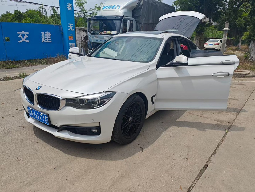 BMW 3 Series GT 2018 BMW 3 Series GT 2018 car image