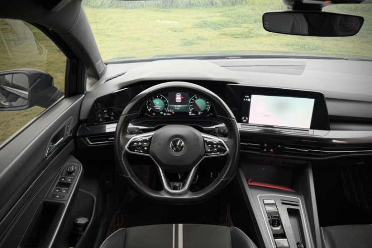 Volkswagen Golf 2021 #12 Volkswagen Golf 2021 صورة سيارة #12
