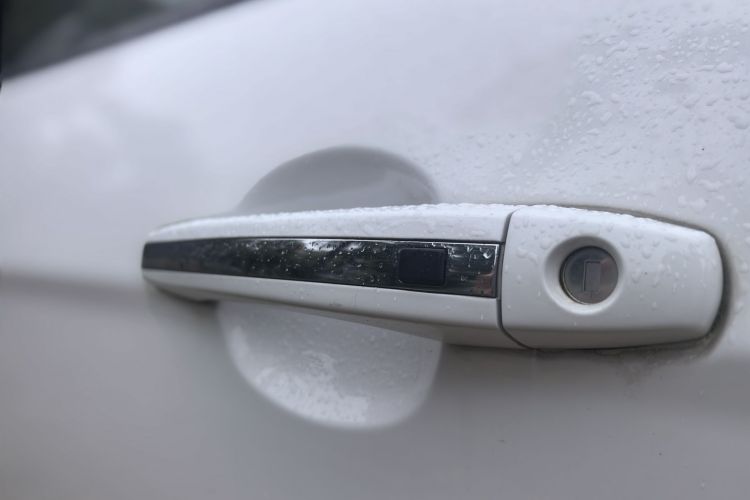 GEELY Emgrand 2020 car image #11