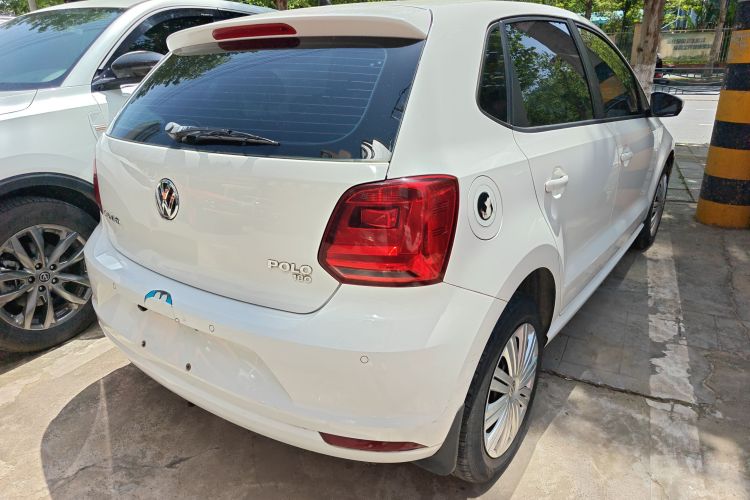 Volkswagen Polo 2017 car image #7