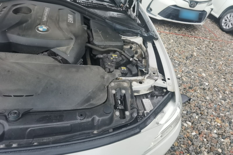 BMW 3 Series 2019 #29 BMW 3 Series 2019 car image #29