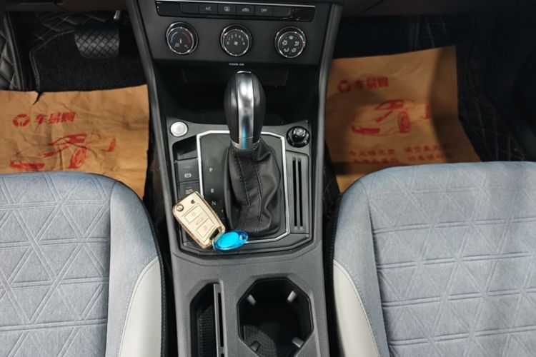 Volkswagen Lavida 2022 car image #14
